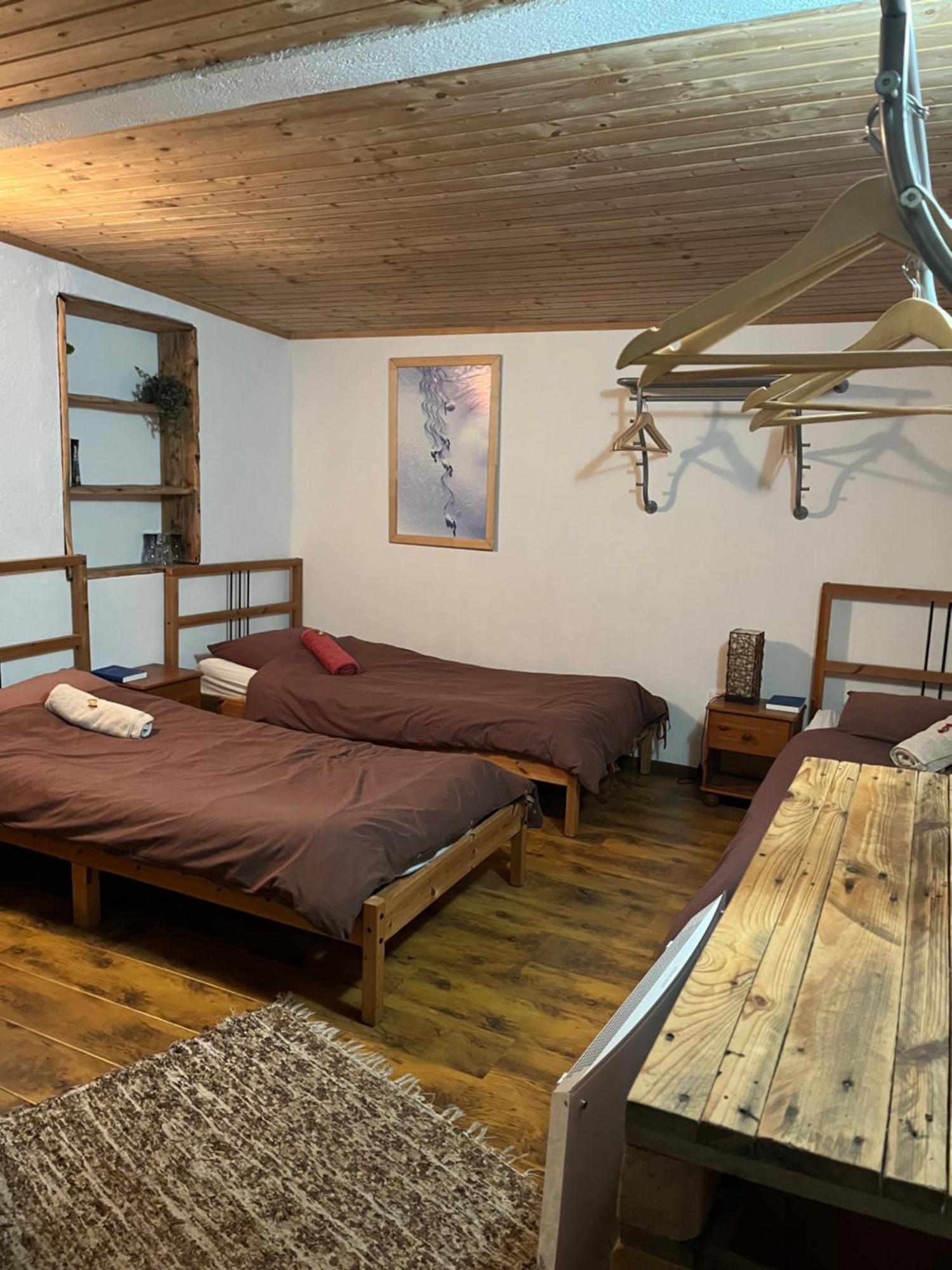 Mikulas Guest House Liptovský Mikuláš Buitenkant foto